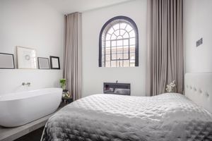 Photo 9- click for photo gallery